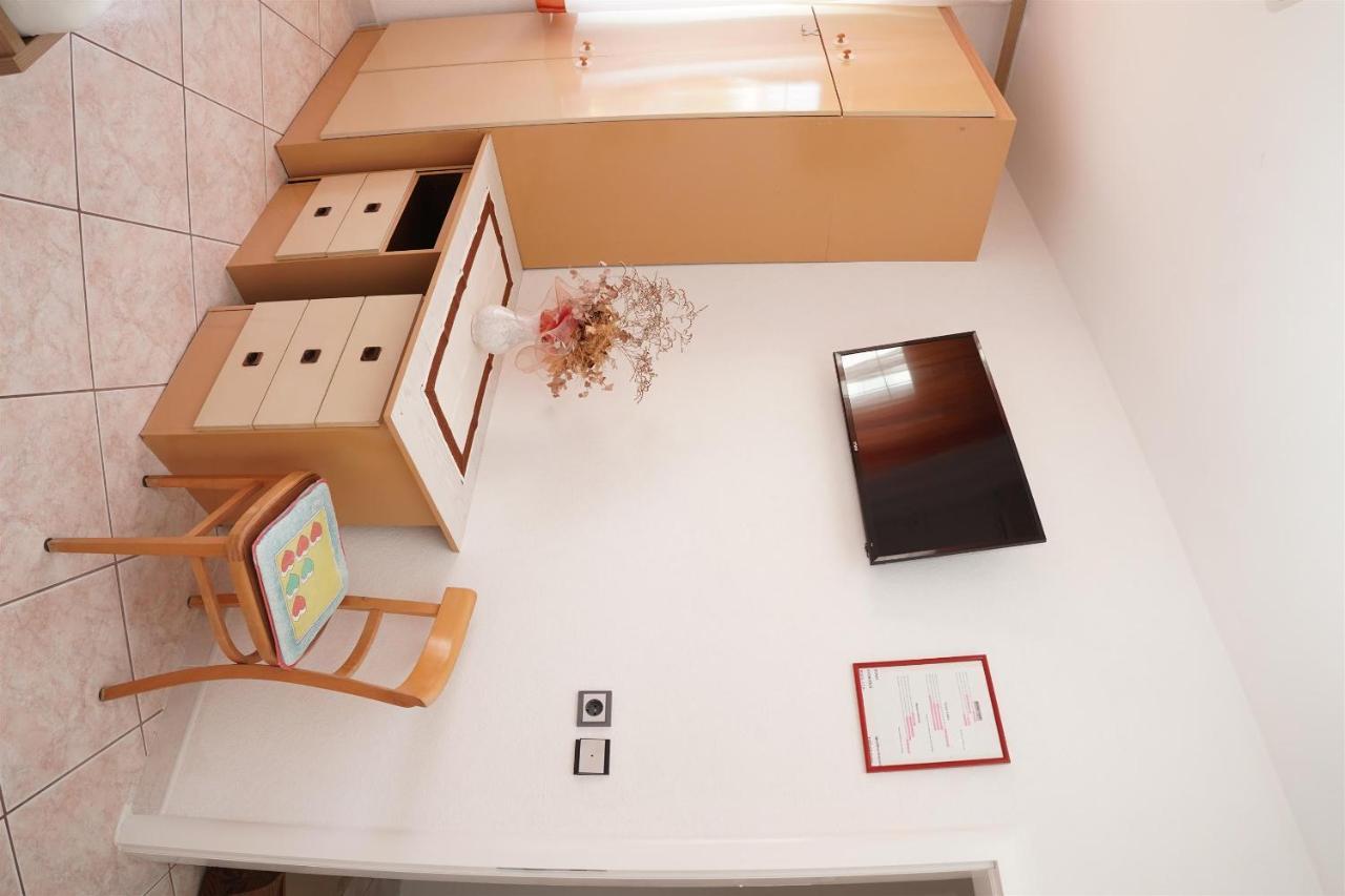 Apartments Mare Трогир Экстерьер фото